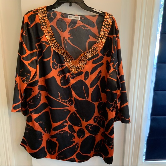 Black and Orange Women's Kaley  N Max blouse orange and black size 1X. SKU 2733 - Picture 1 of 3